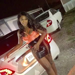 Meet your Posher, Bianca